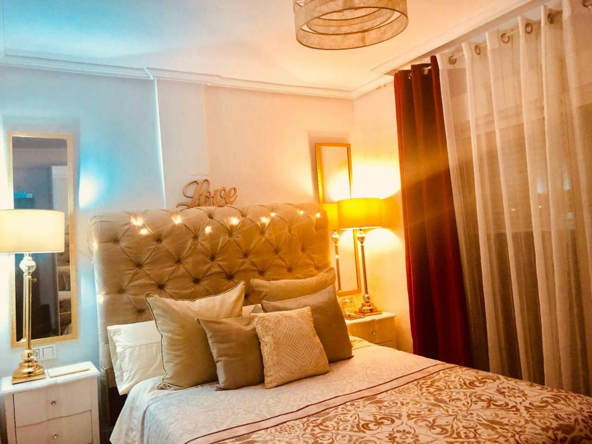 Atico Deluxe Entre Centro Y Playa Salinas Con Terraza, Wifi, Piscina Climatizada, Gym, Sauna Y Garaje -Smart Tv Roquetas de Mar Luaran gambar